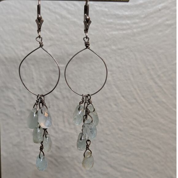 Vintage Aqua Teardrop Briolette Dangle Wire Lever Back Earrings - Picture 3 of 5